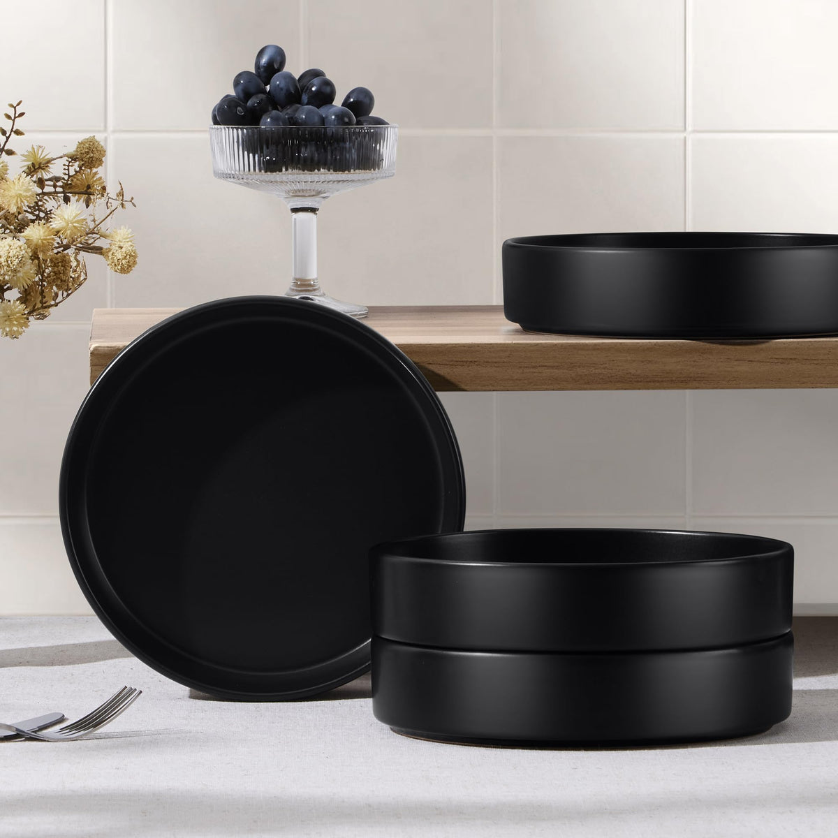 Black Ceramic Pasta Bowls Set of 4 Q75912