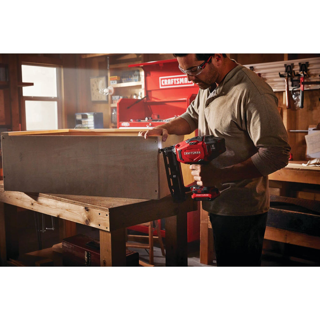 Cordless Finish Nailer Kit 16GA D43368